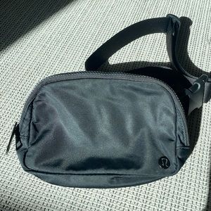 OG All Black Lululemon Everywhere Belt Bag 1L